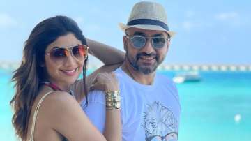 Shilpa Shetty, Raj Kundra are enjoying in 'paradise' aka Maldives | PICS