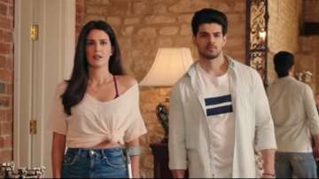 Time To Dance Trailer OUT: Isabelle Kaif & Sooraj Pancholi are ready to dance their way out into you