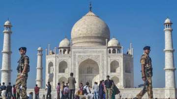 taj mahal ticket price