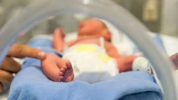 Woman birth first known baby, baby antibodies coronavirus, coronavirus antibodies, 