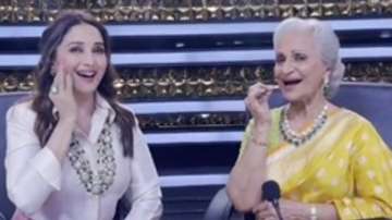 Madhuri Dixit, Waheeda Rehman are sight to behold as they perform on Paan Khaye Saiyaan Humaro 