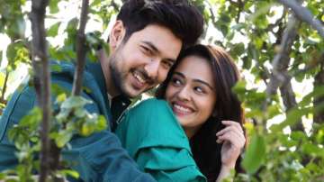 Shivin Narang, Apoorva Arora's song Dooriyan is about relationships and heartbreaks