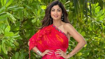 Shilpa Shetty: Covid situation worrisome a year after Janta Curfew