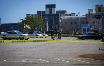 Police: 2 dead, 3 arrested in Virginia Beach shootings
