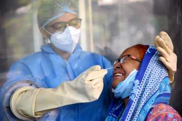 Delhi: Labs halt services over delay in giving out test results amid COVID-19 spike