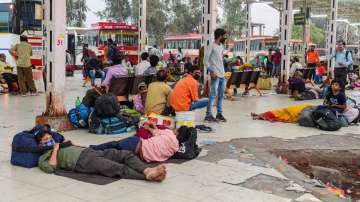 migrants exodus, delhi lockdown 