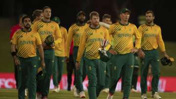 South Africa's captain Heinrich Klaasen, middle, with teammate leave the field at the end of the fourth and final T20 cricket match between South Africa and Pakistan at Centurion Park in Pretoria, South Africa, Friday, April 16
