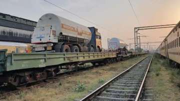 oxygen express reaches Delhi from Chhattisgarh 