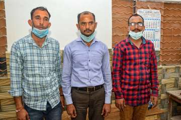 Black marketing of COVID-19 medicine Remdesivir busted in Kanpur, 3 arrested