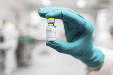 Moderna COVID Vaccine has more side effects than Pfizer-BioNTech: Study
