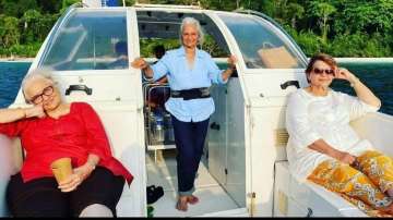 Waheeda Rehman, Asha Parekh and Helen recreate Dil Chahta Hai moments in latest pics from Andaman