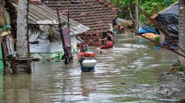 Rescue operation, clearing operation, Cyclone Yaas, Odisha, West Bengal, NDRF, Odisha coast, heavy r