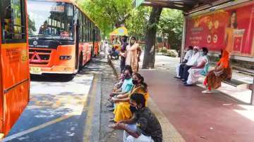 Delhi Govt sets up Oxygen cylinder pool at DTC bus depots