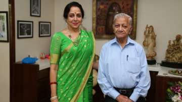 Hema Malini mourns demise of her secretary: A void that cannot be filled