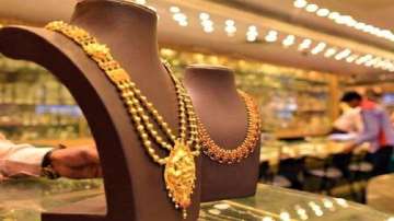 Govt extends deadline for mandatory hallmarking of gold jewellery till June 15