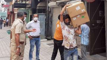 khan market raid, oxygen concentrators