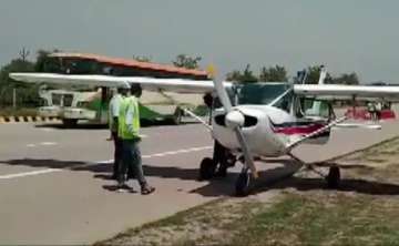 Training aircraft makes emergency landing on Yamuna Expressway amid vehicular movement 