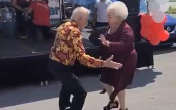 Elderly couple, dance