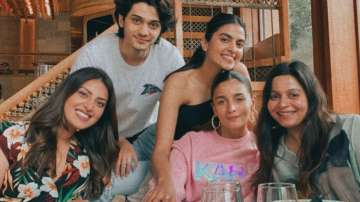 Alia Bhatt enjoys brunch with friends