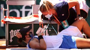 Top-ranked Ash Barty withdraws from French Open with injury