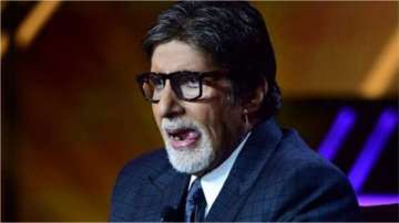 Amitabh Bachchan drives back to work, shares Monday motivation post on Instagram