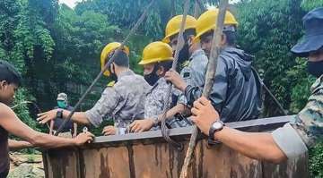 Navy continues diving operations to locate trapped miners in Meghalaya