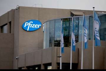 US to buy 500M Pfizer vaccines to share globally