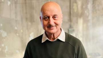 Video: Anupam Kher visits his first house in Mumbai as he completes 40 years in 'city of dreams'