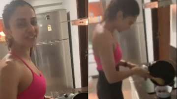 Rakul Preet Singh invents a new dish after burning pancakes, leaves brother & fans ROFLing | VIDEO