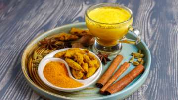 Drink this turmeric tea empty stomach in the morning for weight loss