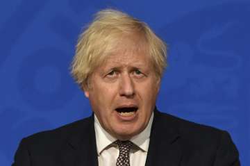 UK PM Boris Johnson Coronavirus, UK PM Boris Johnson Coronavirus Masks Off Curbs Eased, Masks off uk