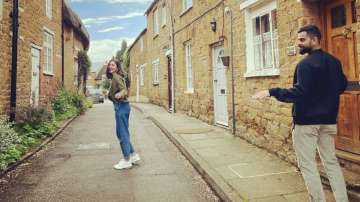 Anushka Sharma, Virat Kohli get goofy in England