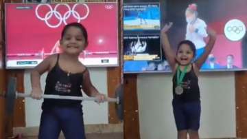 Little girl imitating Mirabai Chanu's Olympic victory wins netizen's hearts, including the athlete