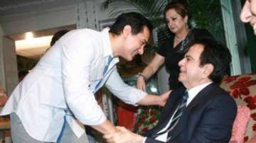 Aamir Khan pens emotional note as he mourns demise of legendary actor Dilip Kumar