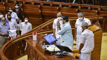 Pinarayi Vijayan, Kerala Assembly, Left Democratic Front, Voting, Supreme Court, Somnath Chatterjee,