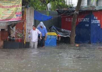 delhi rains waterlogging