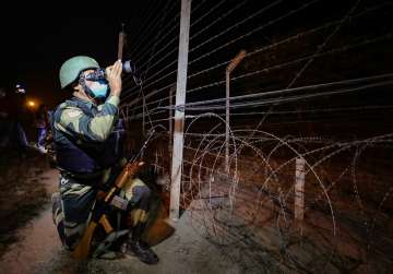 BSF personnel shoot pakistani intruders