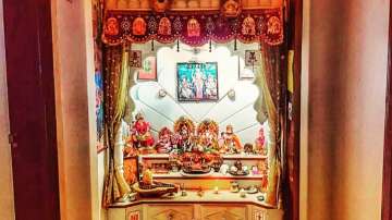 Vastu Tips: Do not keep a broken idol of God in the home temple