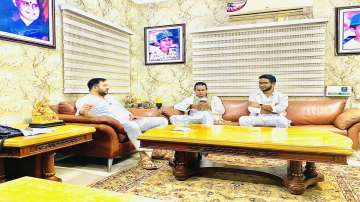 RJD leader Tej Pratap's close aide Akash Yadav quits party