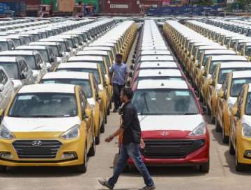 Centre to ask states for up to 25% road tax rebate under national automobile scrappage policy