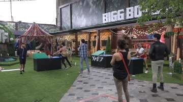 Bigg Boss OTT, Aug 20 LIVE: Pratik Sehajpal destroys house property, new Boss Man and Lady announced