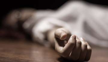man dies during treatment, suicide case, mumbai secretariat