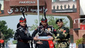 Pakistan Independence Day, BSF, border security force, Pakistan Rangers,  sweets exchange, Attari Wa