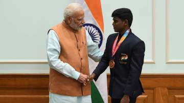 PM Modi heaps praise on Mariyappan Thangavelu