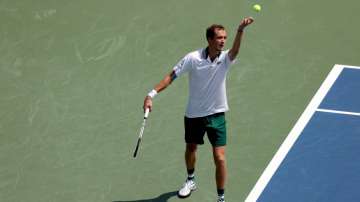 Daniil Medvedev advances to Cincinnati Masters quarterfinals; Naomi Osaka knocked out