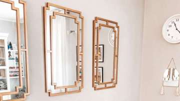 Vastu Tips: Do not keep a damaged mirror at home, here's why