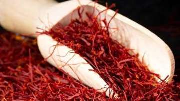 Benefits of saffron (kesar) during pregnancy  