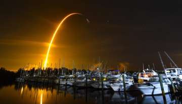 SpaceX launches ants, avocados, robot to space station