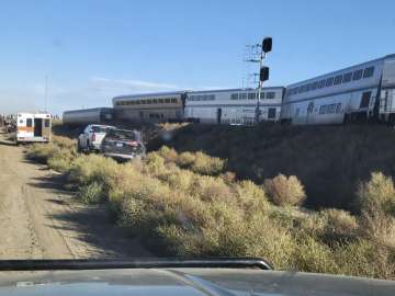 train derails north central montana