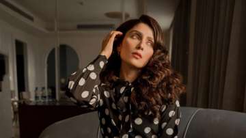 Top Pakistani actress Ayeza Khan recreates hit Sridevi song 'Mere Haathon Mein'